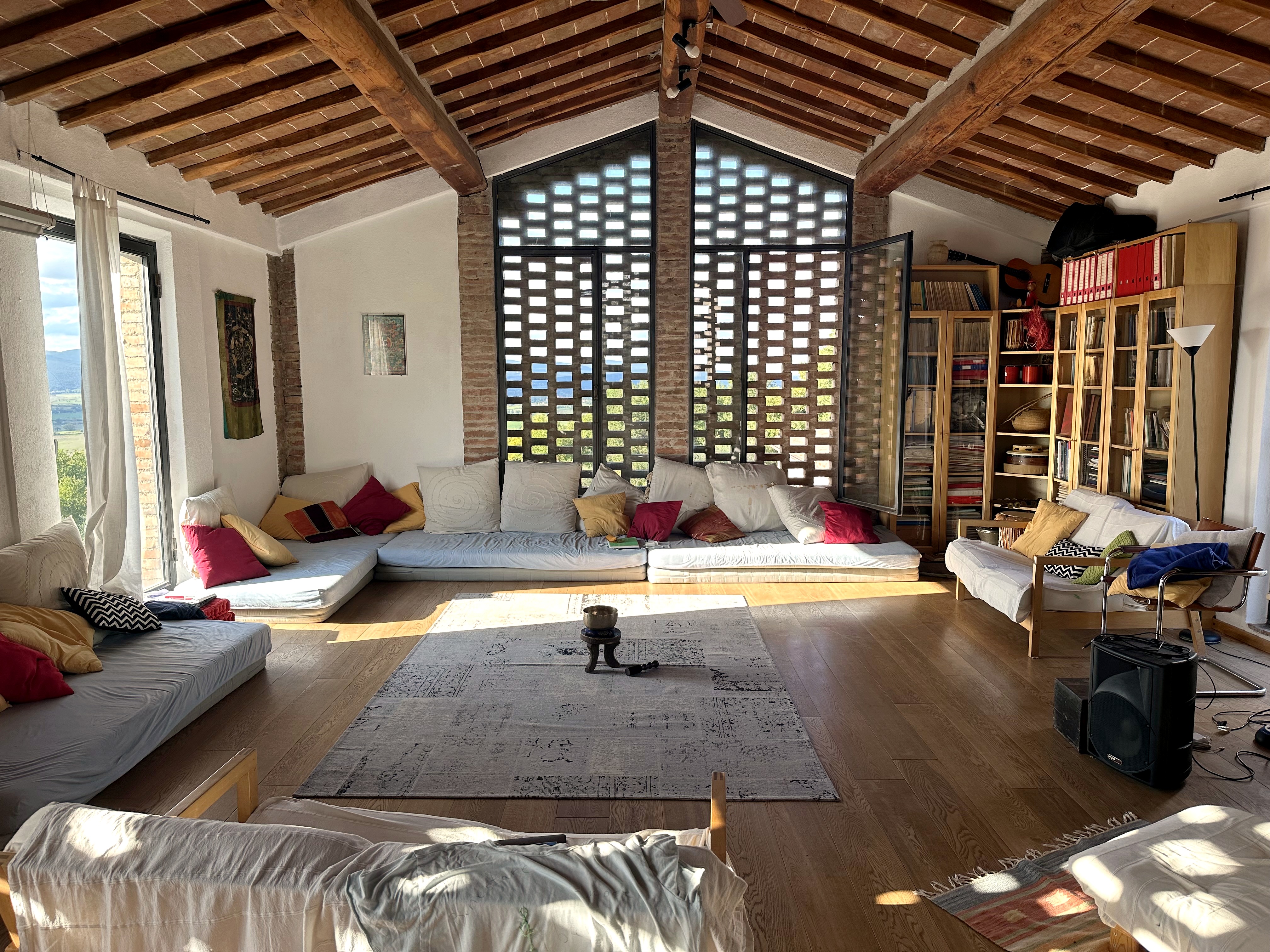 Salone del Podere Noceto, nei pressi di Siena